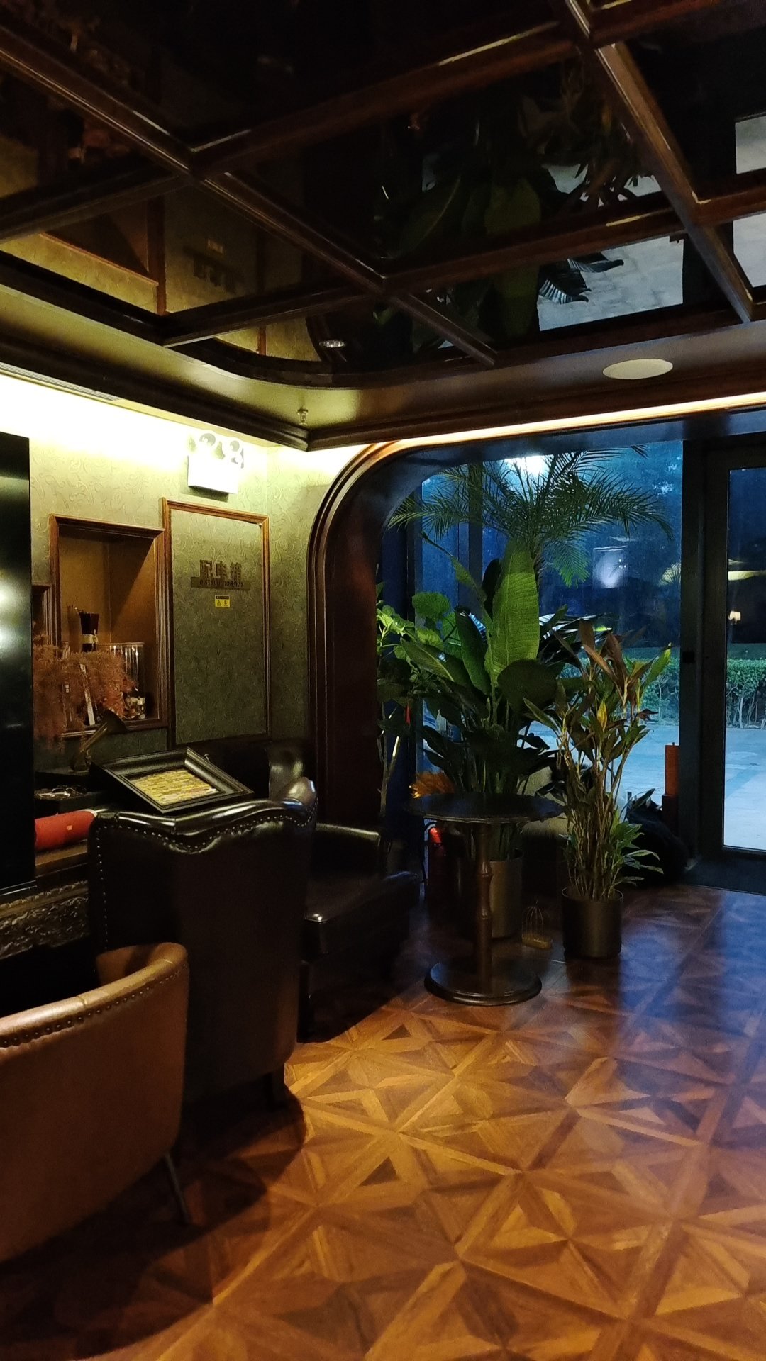 泰安商务ktv哪里有商务ktv推荐-泰山区ktv预订